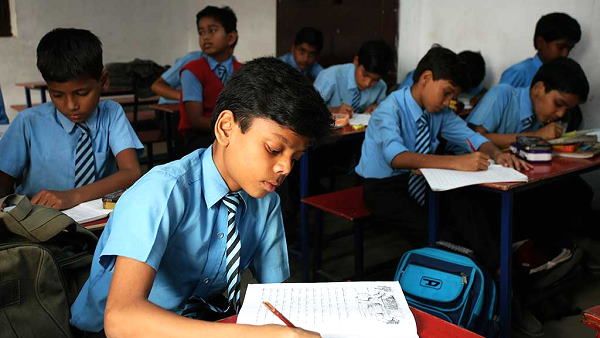हरियाणा: 6वीं से 8वीं तक के स्कूल खुले, लेकिन 5वीं तक के बच्चों को अभी नहीं बुलाया जाएगा 