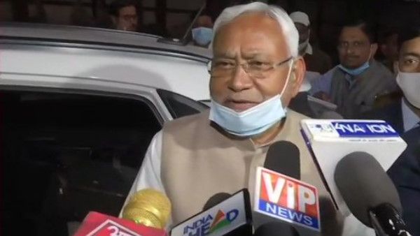 कोरोना जांच रिपोर्ट में गड़बड़ी पर सीएम नीतीश ने कहा- ले रहे हैं एक्शन, जमुई में सिविल सर्जन समेत चार सस्पेंड