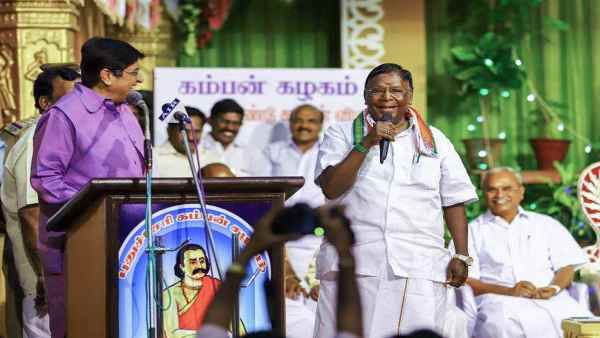 पुडुचेरी:किरण बेदी और नारायणसामी के बीच विवाद में दिल्ली के मुख्यमंत्री वाला मामला क्या है ?