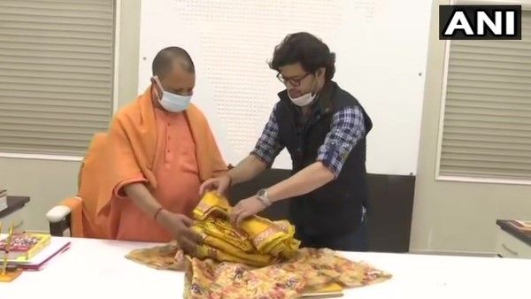 बसंत पंचमी पर खादी के वस्‍त्र धारण करेंगे रामलला, इस ड‍िजाइनर ने किए तैयार