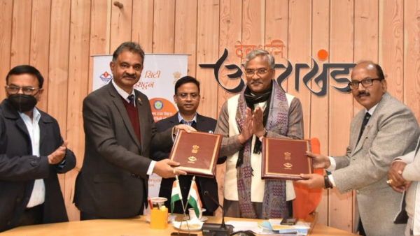 देहरादून में साइंस सिटी के लिए केन्द्र एवं उत्तराखंड सरकार के बीच हुआ करार, सीएम त्रिवेंद्र रहे मौजूद