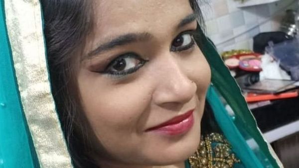 आयशा आत्महत्या केस: क्या पति के लिए बनाया था वीडियो, क्या है सच्चाई?