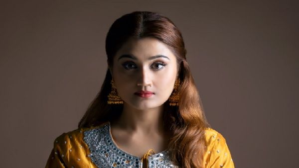 'Tarini': बॉलीवुड में डेब्यू करने जा रही हैं केंद्रीय मंत्री 'निशंक' की बेटी आरूषि, जारी किया पोस्टर