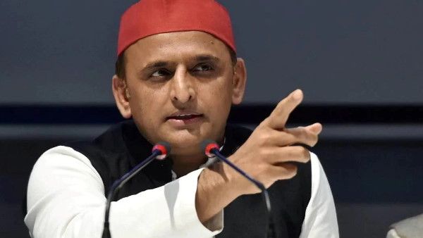 भाजपा की जनविरोधी आर्थिक नीतियों से गंभीर संकटों में घिरी है जनता: अखिलेश