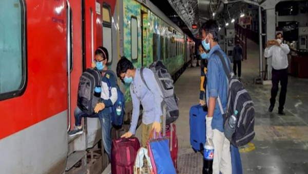 रेल यात्रियों के लिए जरूरी खबर, अब रेलवे का होगा अब सिर्फ एक हेल्पलाइन नंबर, पहले से चल रहे नंबर होंगे बंद