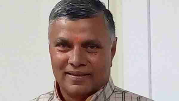 योगी सरकार के 4 साल: MLC धर्मवीर प्रजापति ने कहा- योगी-मोदी के कुशल नेतृत्व से हो रहा देश का विकास 