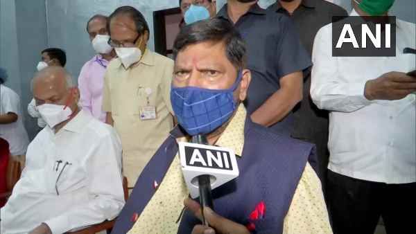 West Bengal News:15 से 20 सीटों पर लड़ेगी RPI,ममता बनर्जी की चोट पर क्या बोले रामदास अठावले