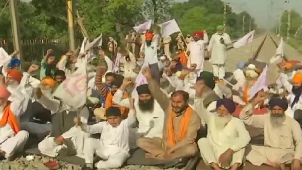 Bharat Bandh: 32 स्थानों पर ट्रेन सेवाएं प्रभावित, 4 शताब्दी ट्रेनें रद्द: भारतीय रेलवे