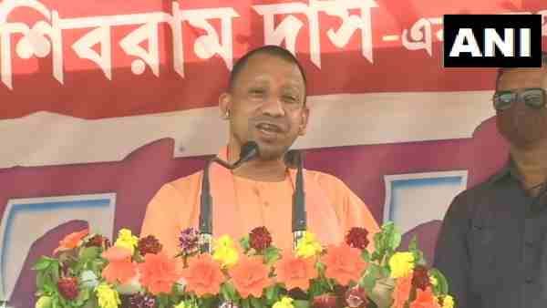 पश्चिमी बंगाल में गरजे यूपी सीएम योगी आदित्यनाथ, कहा- 35 दिन बाद TMC के गुंडों की शुरू हो जाएगी उल्टी गिनती