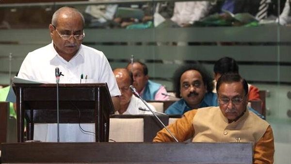 Gujarat budget 2021-22: सरकार का ऐलान- स्कूलों को हेरिटेज का दर्जा देंगे, किसानों को 10 हजार करोड़ मदद