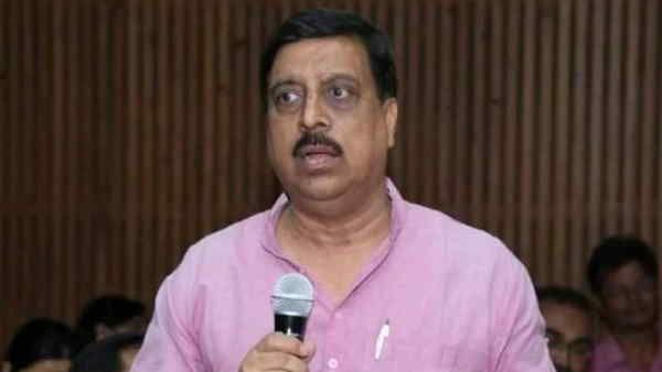 आखिरी समय भी सिस्टम से जूझे अंबरीष कुमार, दिल्ली के अस्पताल में बेड के लिए घंटों भटकते रहे