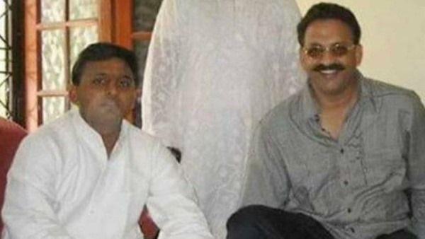 मुख्‍तार के पक्ष में बोलते हुए अखि‍लेश ने BJP पर साधा न‍िशाना, ड‍िप्‍टी सीएम ने क‍िया पलटवार