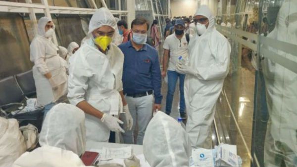 दुनिया ने बढ़ाया भारत के लिए मदद का हाथ, अमेरिका, ब्रिटेन, फ्रांस, EU से मेडिकल सामानों की आपूर्ति शुरू