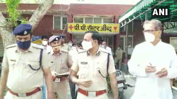 जींद: पीपी सेंटर से चोरी हुई कोरोना वायरस की 1710 वैक्सीन, CCTV में कैद हुए दो चोर