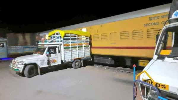 Indian Railways:कैसे 'किसान रेल' ने सिर्फ 7 महीनों में अन्नदाताओं को कराई मोटी कमाई, जानिए