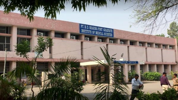 हरियाणा: PGIMS रोहतक में कोरोना मरीजों के लिए जोड़े गए 650 बेड, अब हजार लोग हो सकेंगे भर्ती
