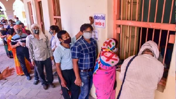 ओडिशा: पटनायक सरकार का फैसला, अब बिना पहचान पत्र के भी लगेगी कोरोना वैक्सीन