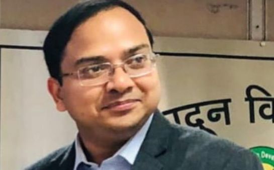 देहरादून डीएम ने स्मार्ट सिटी के कार्यों का किया निरीक्षण, कहा- सड़क निर्माण के दौरान जनता का रखें ध्यान