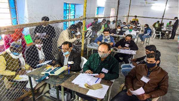 पांच राज्यों के सबसे तेज और सटीक रिजल्ट के लिए करें ये काम, आसानी से मिलेगी सारी जानकारी