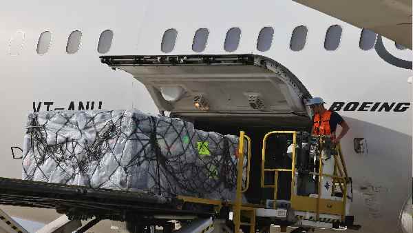 8 मई तक कोरोना राहत के रूप भारत को दूसरे देशों से क्या-क्या चीजें मिलीं, सरकार की पूरी लिस्ट देखिए