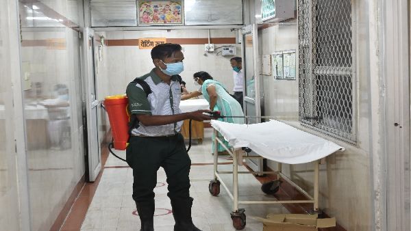 लखनऊ में वायरल बीमारियों का कहर, 40 बच्चों समेत 400 से अधिक मरीज अस्पतालों में एडमिट