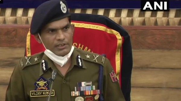 Jammu Kashmir: शोपियां में आईईडी ब्‍लास्‍ट, सुरक्षाबलों का सर्च ऑपरेशन जारी