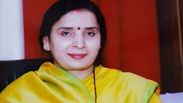 संध्या यादव: मुलायम की भतीजी ने परिवार से बगावत कर BJP से लड़ा था चुनाव, जानें हार हुई या दर्ज की जीत?