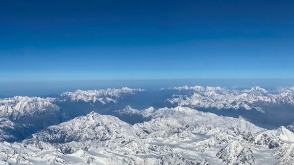 तेजी से पिघल रहे हैं हिमालय के ग्लेशियर, भारत पर आने वाले सबसे बड़े खतरे का बजा अलार्म