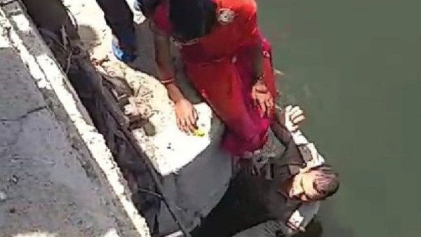 कोटा पुलिस के एएसआई ने महिला की जान बचाने के लिए नहर में लगाई 20 फीट की छलांग