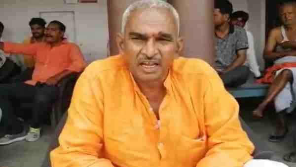 BJP MLA सुरेंद्र सिंह ने पंडित नेहरू पर दिया विवादित बयान, कहा- ''बुजदिल' थे, वरना आजादी मिलने के बाद...'