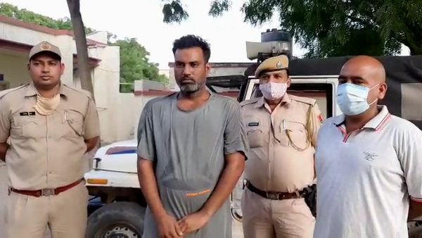 राजस्थान : पूर्व केंद्रीय मंत्री राज्यवर्धन सिंह राठौड़ के नाम पर साढ़े चार लाख रुपये की ठगी, आरोपी गिरफ्तार