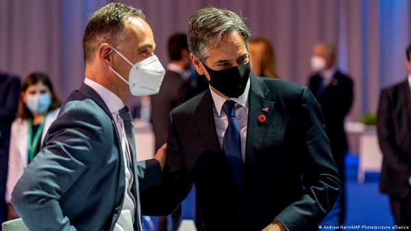 जर्मनी की चेतावनीः फिर बढ़ रहा है इस्लामिक स्टेट का प्रभाव