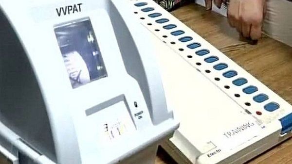 उत्तर प्रदेश में पहली बार होगा EVM के साथ VVPAT का इस्तेमाल, मतदाता देख सकेंगे किसे गया वोट