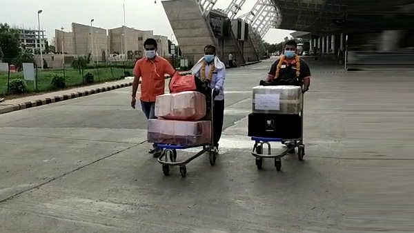 सऊदी अरब में मिला 'ओमिक्रॉन' का पहला मामला, उत्तरी अफ्रिका की यात्रा से लौटा था शख्स