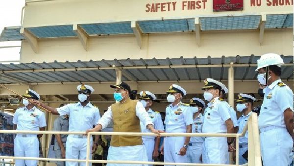 कारवार को एशिया का सबसे बड़ा नेवी बेस बनाना चाहते हैं रक्षा मंत्री राजनाथ, बोले- जुटाऊंगा बजट