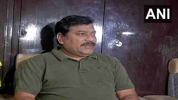 क्या अपने ही विधायकों के फोन टैप करा रही है गहलोत सरकार, जानिए क्या कहा वीपी सोलंकी ने