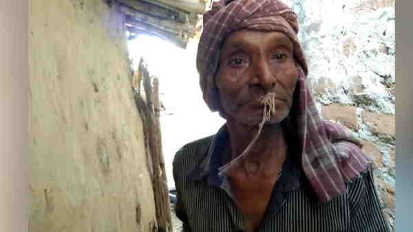 पलामूः पत्नी और बेटे ने बुजुर्ग का मुंह सिलकर पटरी पर फेंका, लोगों ने बचाई जान