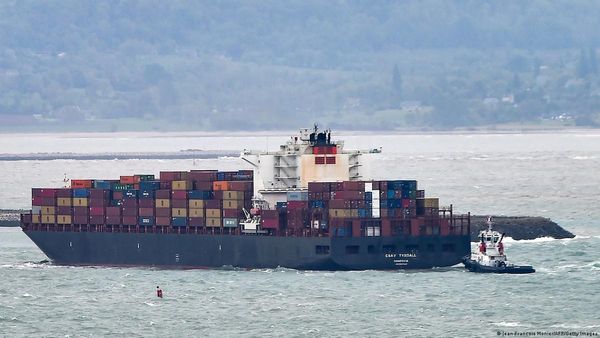 समुद्र में भटक रहे हैं एक लाख ‘भुलाए हुए लोग’