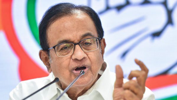 पेगासस मामले पर बोले चिदंबरम- संसद में बयान दें पीएम मोदी, JPC करे पूरे मामले की जांच