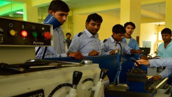 Delhi ITI Admission 2021: दिल्ली ITI एडमिशन के लिए रजिस्ट्रेशन शुरू, जानें कैसे करें अप्लाई और हर डिटेल्स