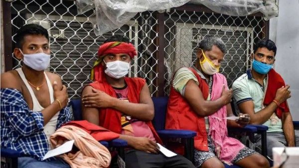 केंद्र का राज्यों को निर्देश- निराश्रित, बेसहारा लोगों को कोविड-19 टीकाकरण में दी जाए प्राथमिकता