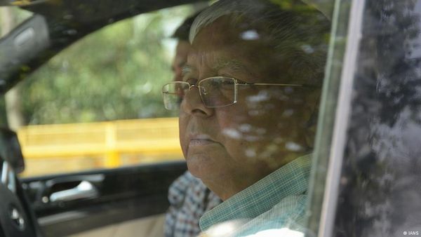 स्कूल नामांकन आंकड़ों में जातियों की हिस्सेदारी