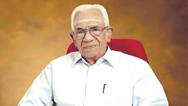 आयुर्वेद को घर-घर पहुंचाने वाले डॉ. पीके वारियर का 100 साल की उम्र में निधन