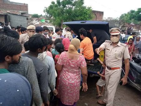 फरीदाबाद पुलिस की छापेमारी, होटल में अश्लील हरकतें करते पकड़े दिल्ली-नोएडा के 44 युवक-युवतियां
