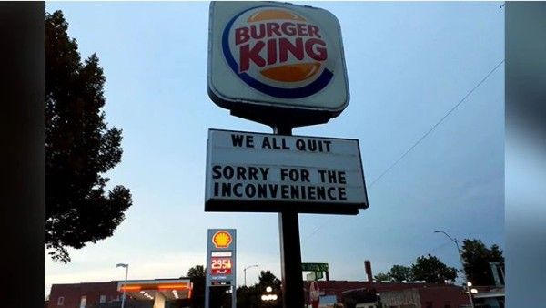 'बर्गर किंग' के सभी कर्मचारियों ने एक साथ दिया अपने पद से इस्तीफा, सामने आई ये बड़ी वजह