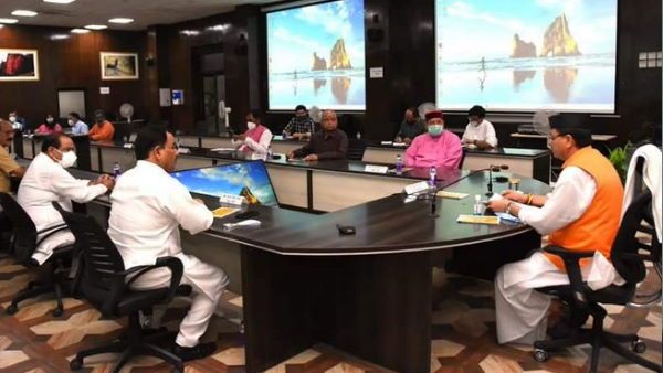 उत्तराखंड: CM पुष्कर सिंह धामी ने की पहली कैबिनेट बैठक, लिए गए कई अहम फैसले