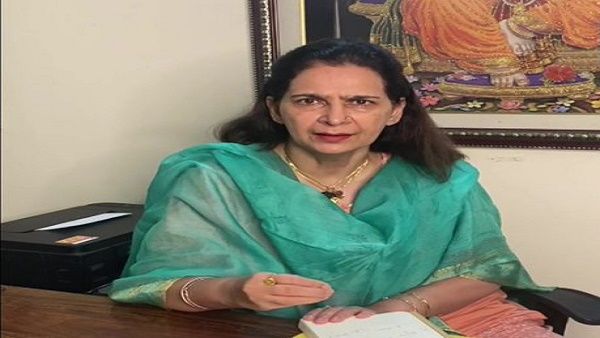 नवजोत कौर सिद्धू ने सुखबीर बादल के आरोपों का दिया जवाब, कहा- हम मेहनत की कमाई से इज्जत की रोटी खाते हैं