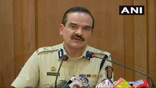 मुंबई के मरीन ड्राइव थाने में पूर्व कमिश्नर परम बीर सिंह के खिलाफ FIR दर्ज, जबरन वसूली के लगे आरोप