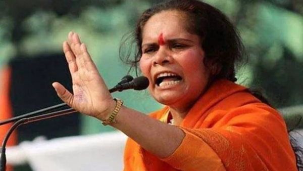 साध्वी प्राची ने मोहन भागवत के बयान से जताई 'असहमति', कहा-सबका डीएनए एक लेकिन...