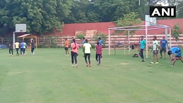 यूपी: सोमवार से खुले स्टेडियम, मल्टीप्लेक्स, सिनेमा हॉल और जिम, स्वीमिंग पूल फिलहाल रहेंगे बंद